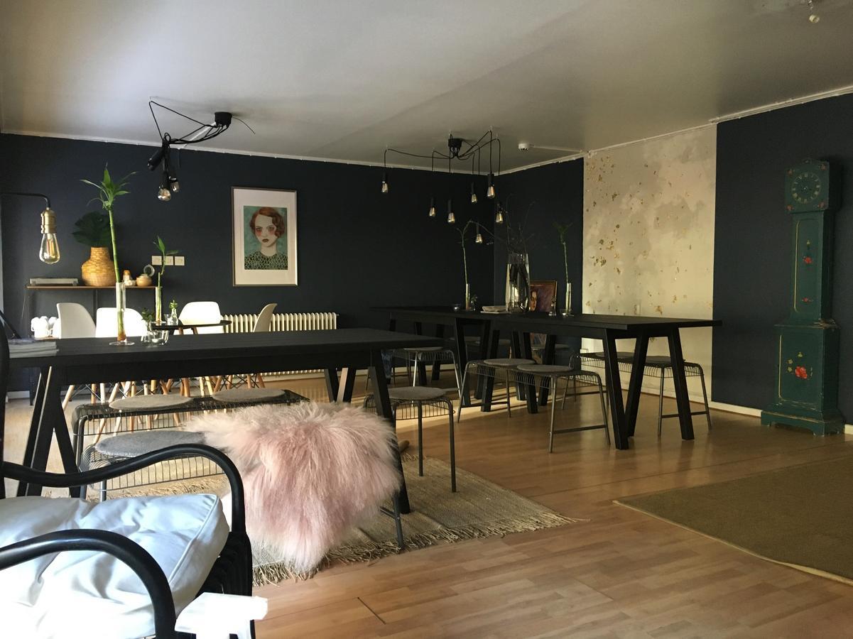 Morris Hotel Örebro Buitenkant foto
