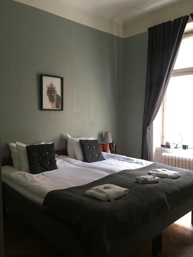 Morris Hotel Örebro Buitenkant foto